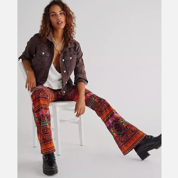 Free People Printed Pull On Corduroy Boho Colorful Festival Flared Pants Size 26 - Picture 1 of 9